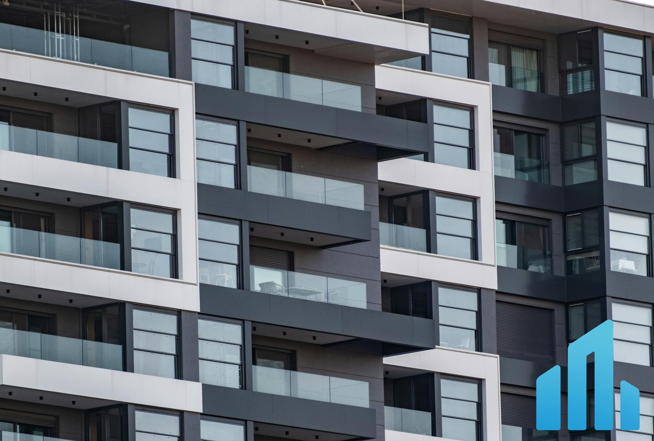 Apartman Kapıcısı Rehberi 2026: İşe Alım, Maaş, Haklar ve Fesih